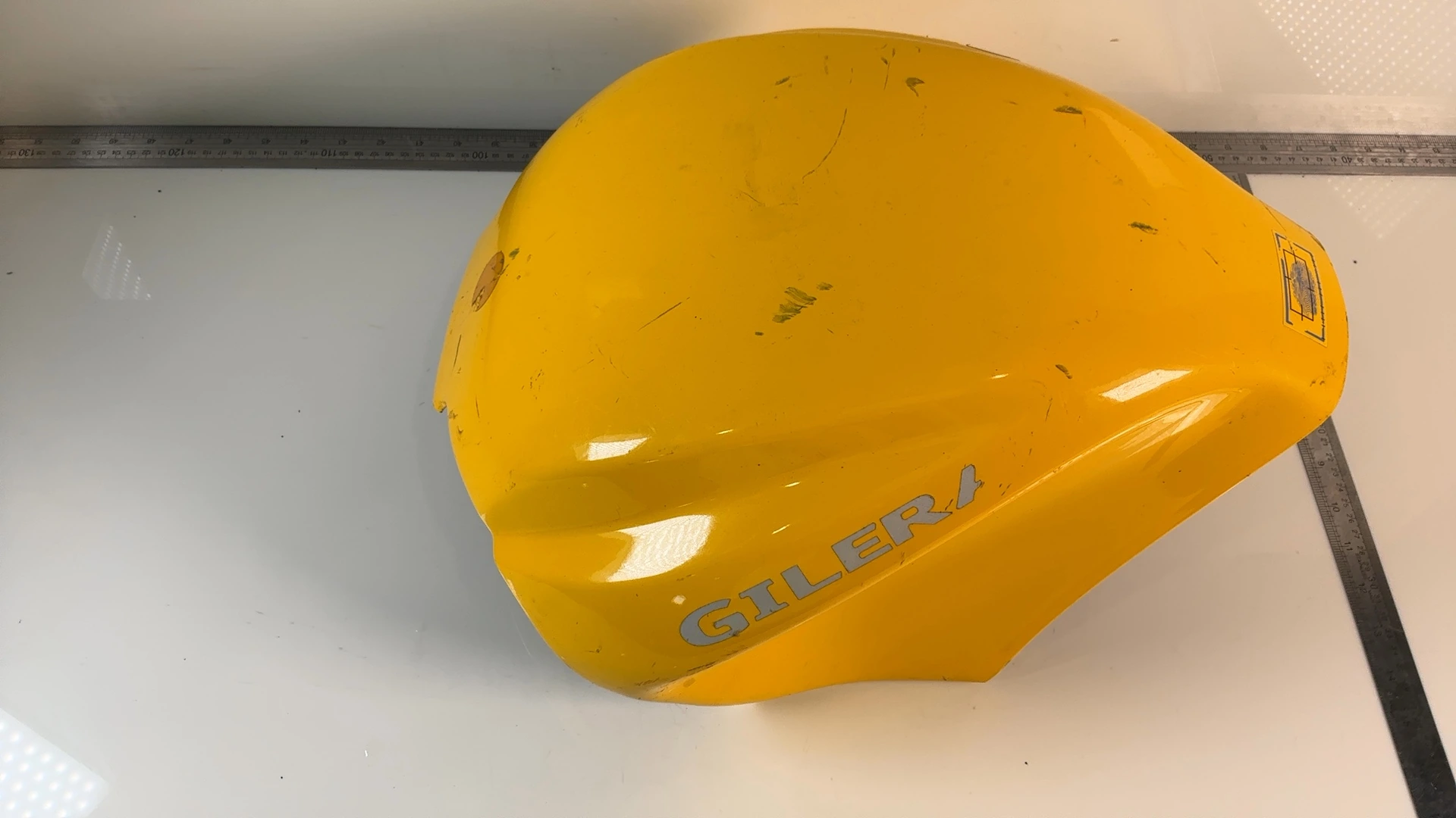 Gilera DNA 50 125 Fuel Tank Storage Cover 2000-2011 OEM 576402 Piaggio
