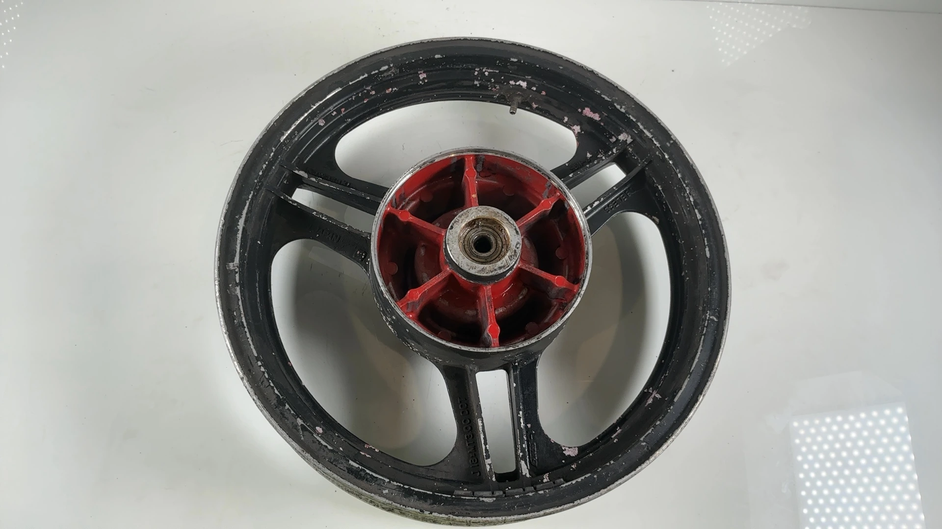 Kawasaki GPz750 ZX750A 750cc Rear Wheel Rim 1983-1985 OEM 41073-1216-J9 - Image 10
