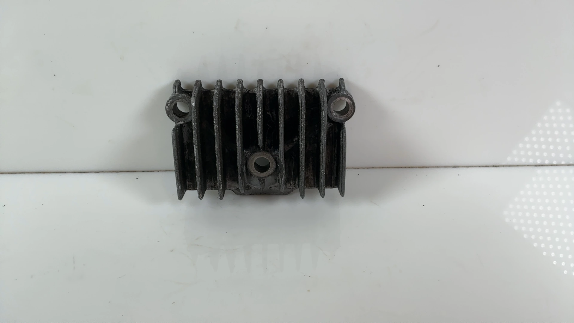Honda CL70 Scrambler CL70 70cc Cylinder Head Right Cover 1969-1972 12331-035-000 - Image 1