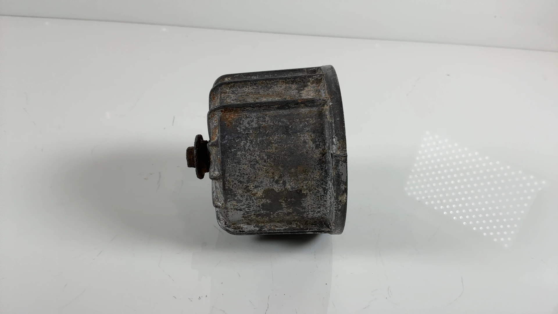 Honda Goldwing GL1200 1200cc Oil Filter Cover 1984-1987 OEM 15411-371-000 - Image 3