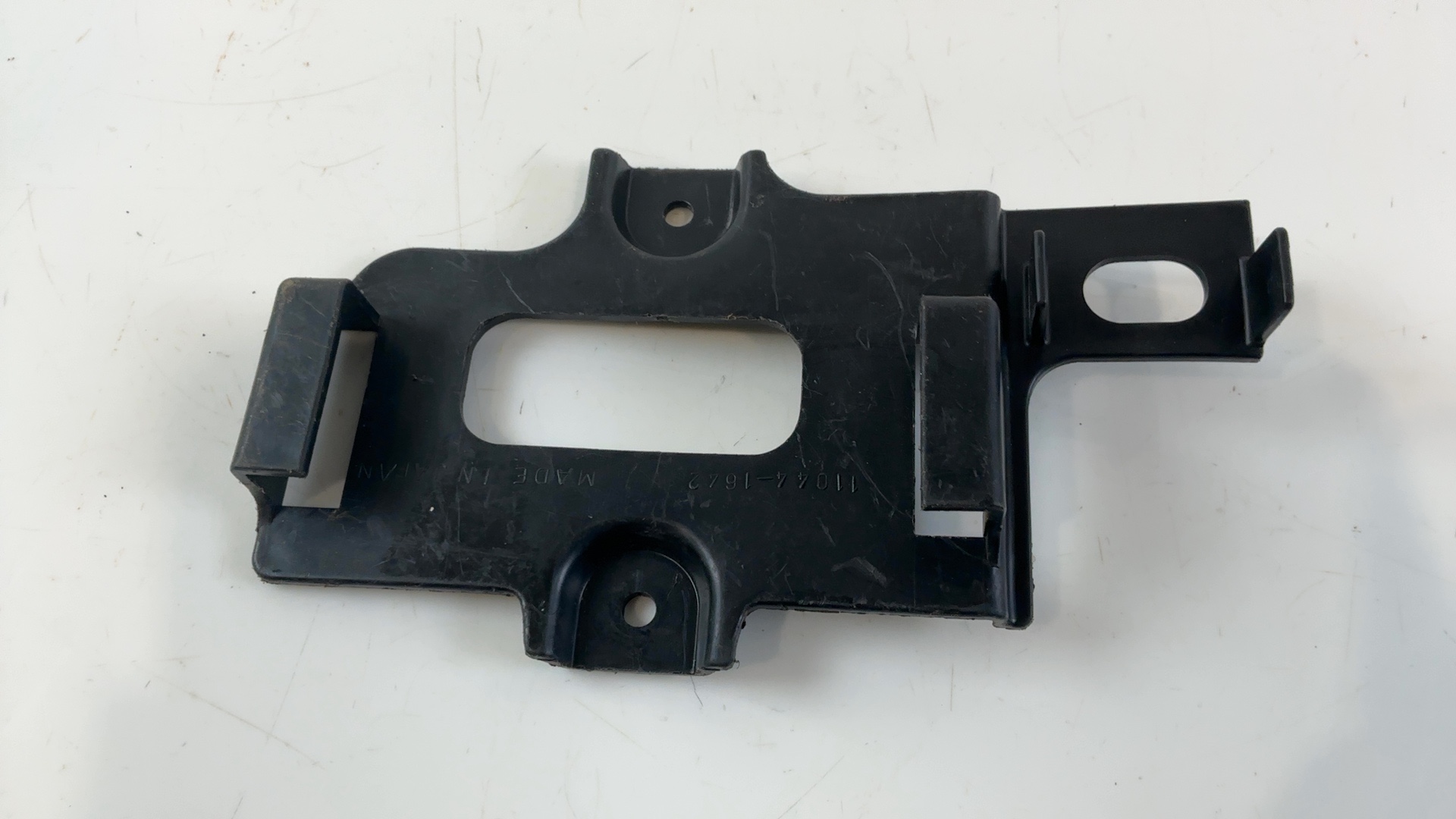 Kawasaki Concours ZG1000 1000 CC Fuse Box Holder OEM 1986-2006 OEM 11044-1642 - Image 2