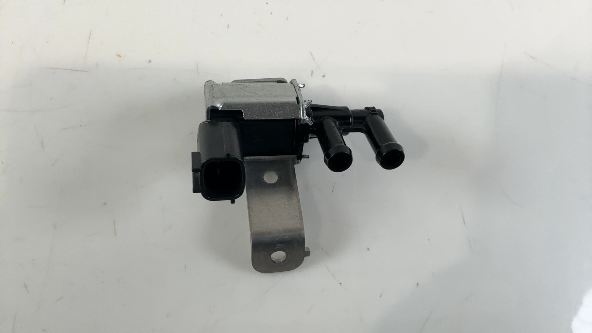 Aprilia RS 660 Factory RS660 660cc Air Valve Solenoid 2024 2026 OEM 1B008603 - Image 3