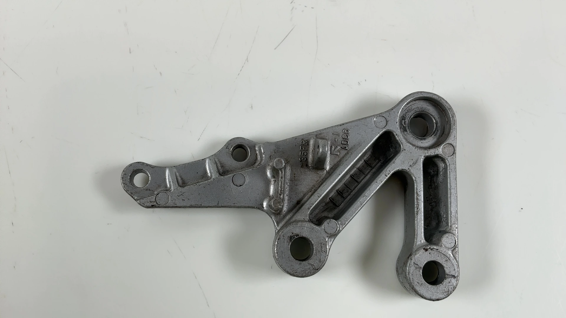Suzuki GSX-R 600 750 Right Front Foot Rest Peg Bracket 2001-2003 OEM 43511-35F00 - Image 7