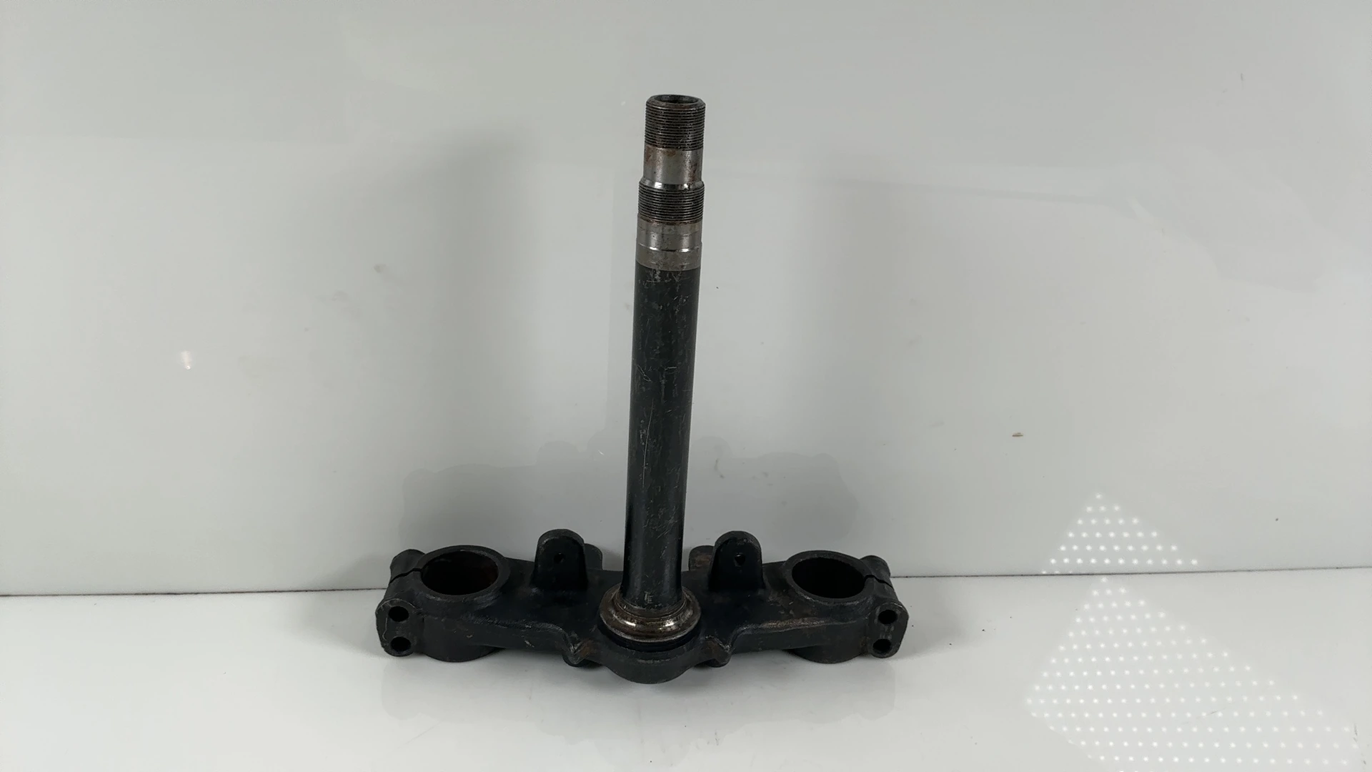 Kawasaki KMX 125 MX125A 125cc Lower Triple Clamp Tree 1986-2002 OEM 44037-1202 - Image 2