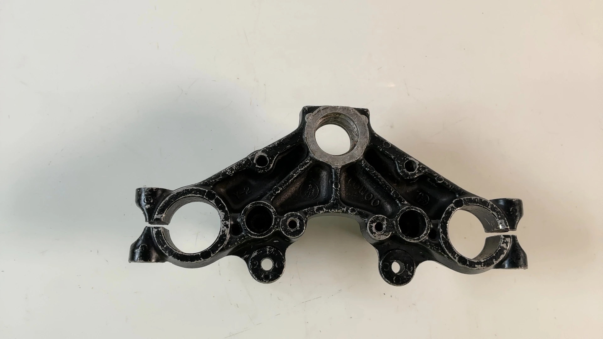 Yamaha RD125LC 10W 125cc Upper Fork Bridge Yoke 1982-1984 OEM 10W-23435-00-98 - Image 2