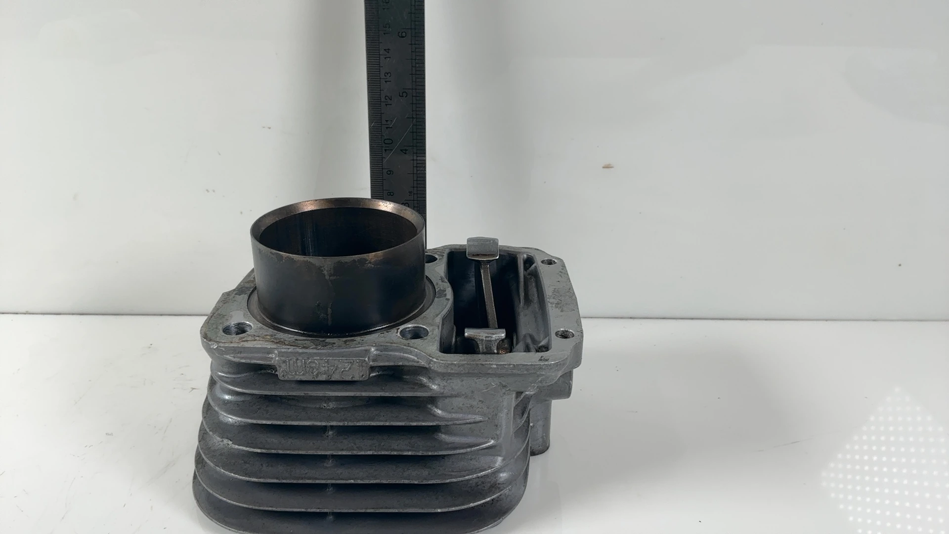 Honda CG125 CG 125 125cc Cylinder Engine Barrel 1975-2008 OEM 12100-397-010 - Image 9
