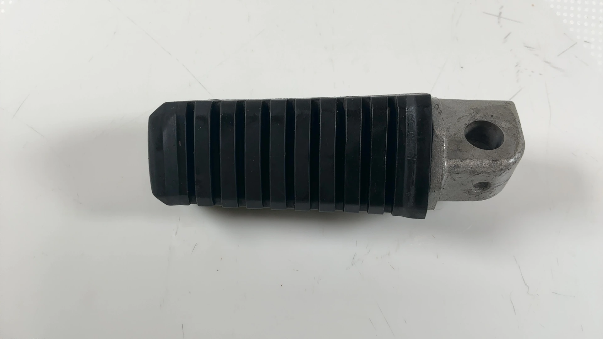 Kawasaki GPZ1000RX ZX1000A 1000cc Rear Left Foot Peg Rest 1986-87 OEM 34028-1121