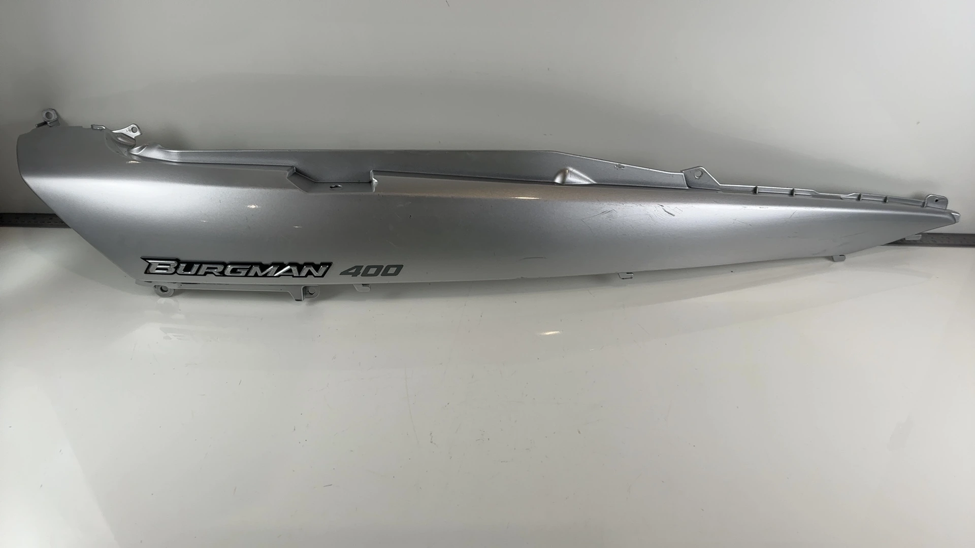 Suzuki Burgman AN400 400cc Rear Right Tail Fairing Cover 2003-06 OEM 47111-14G00