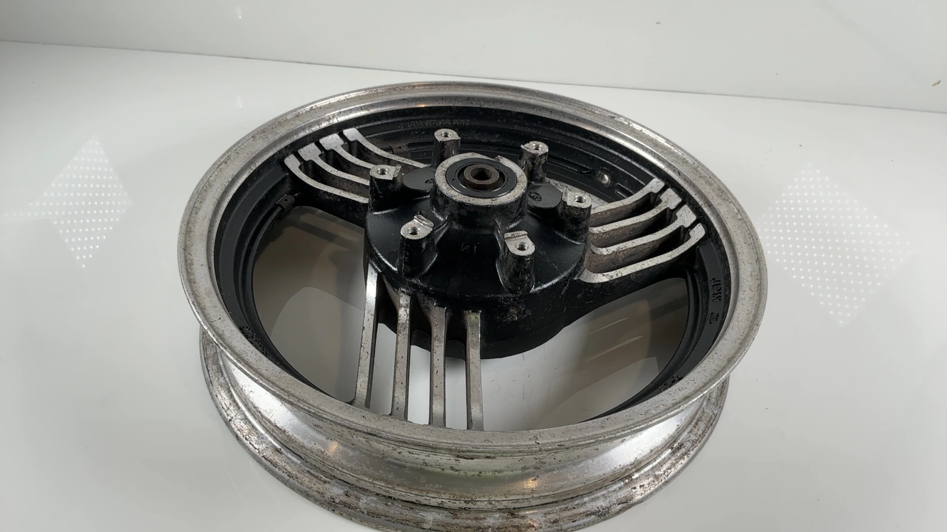 Yamaha Venture Royale XVZ1300 1300 Rear Wheel Rim 1986-1993 OEM 26H-25338-20-98 - Image 9