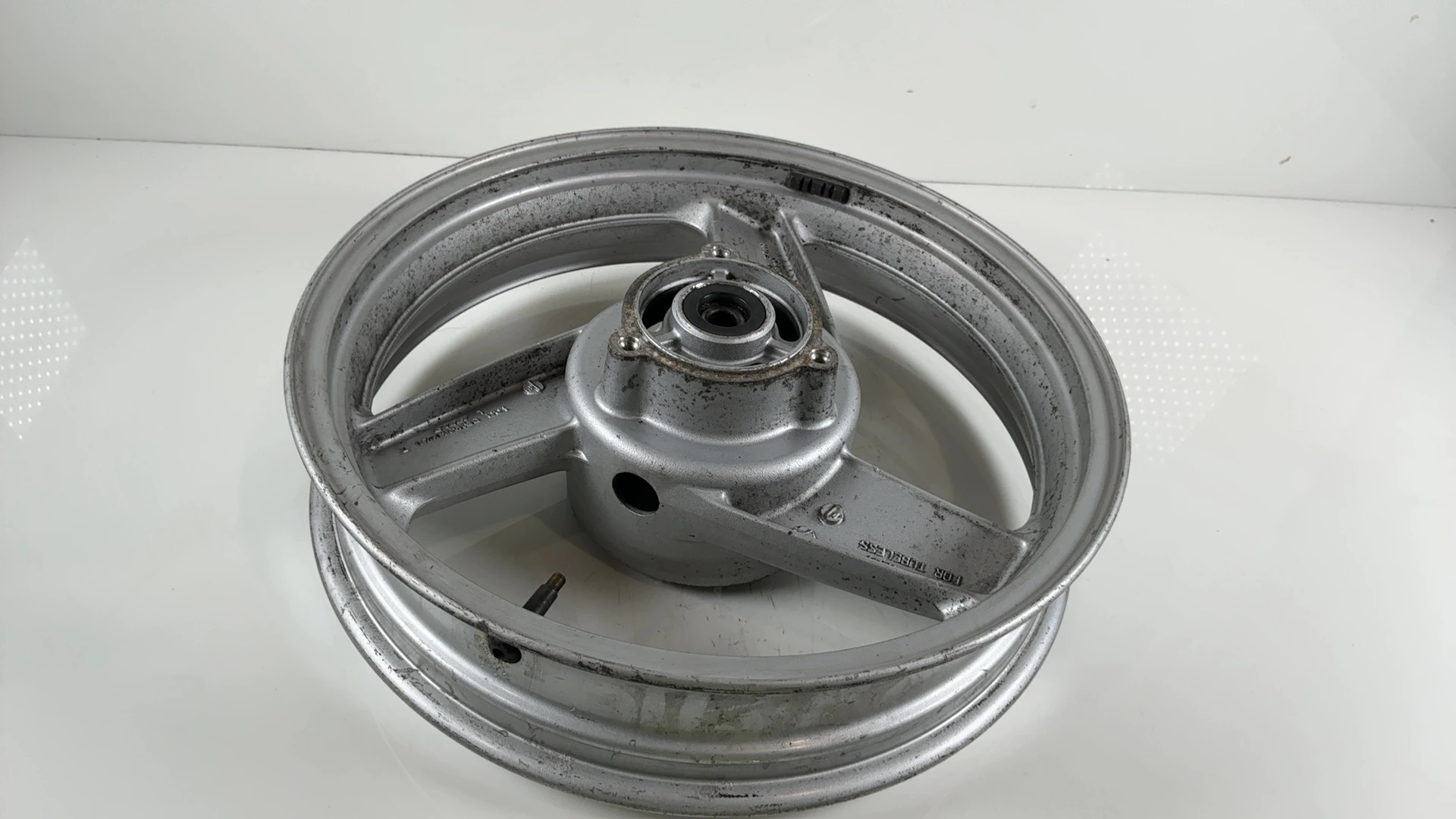 Kawasaki ZZR250 EX250H Rear Wheel Rim 1990-2007 OEM 41073-1474 Enkei  R-1267 - Image 9