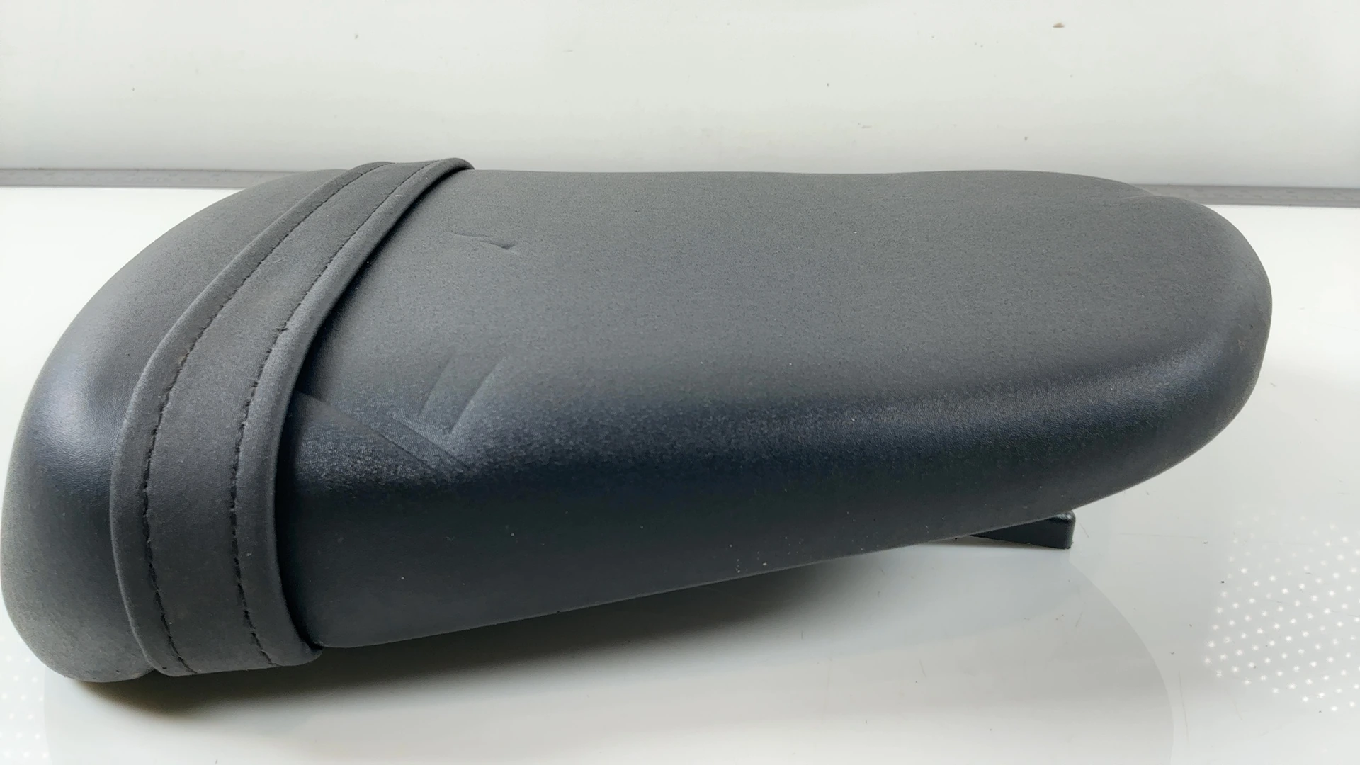 Suzuki GSXR 600 GSX-R600 600cc Rear Passenger Seat 2008 2009 OEM 45300-37H00-6BY - Image 8