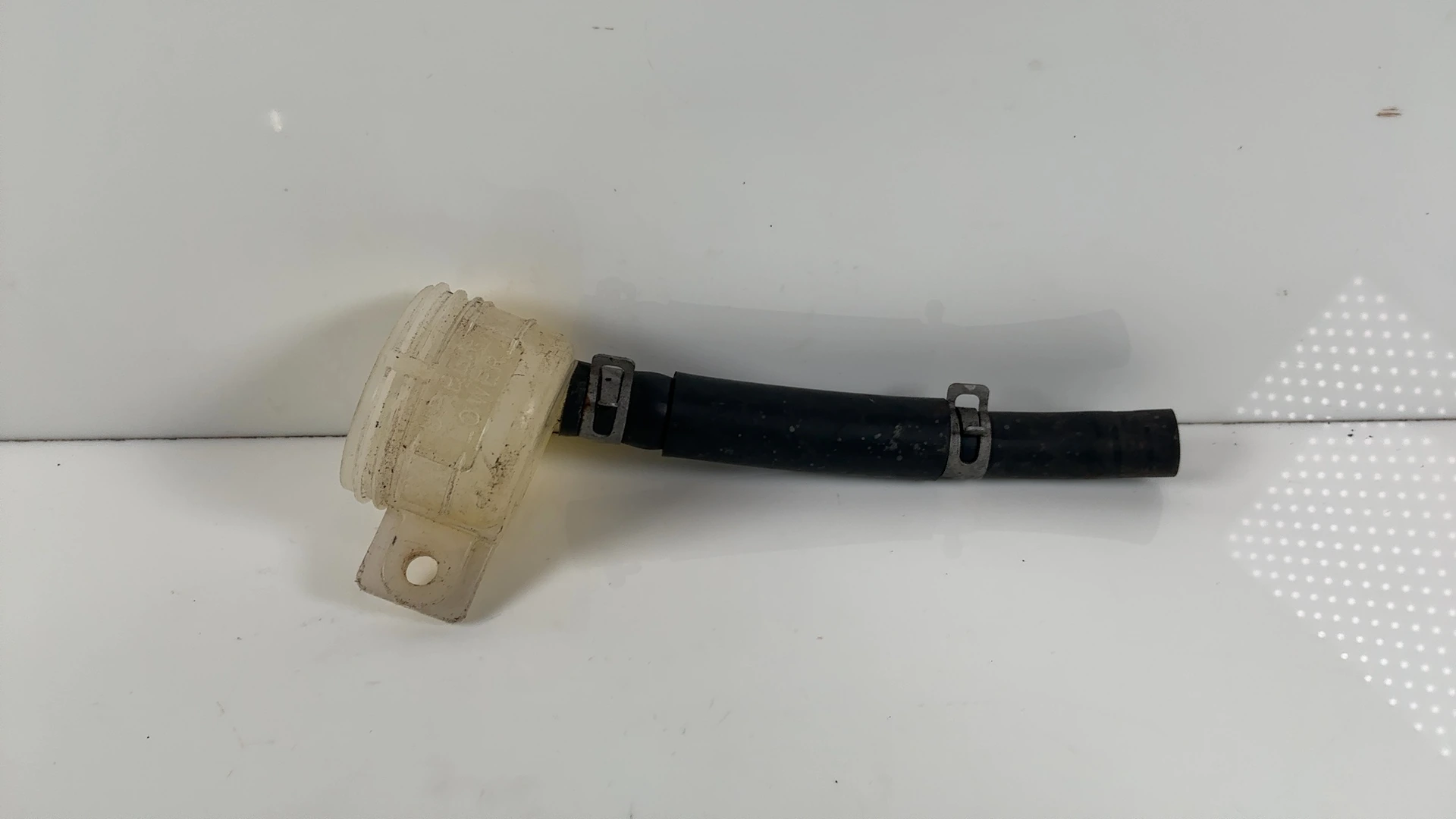 Kawasaki Ninja ZX-6R ZX600J 600cc Rear Brake Fluid Reservoir 2000 OEM 43078-1082 - Image 1