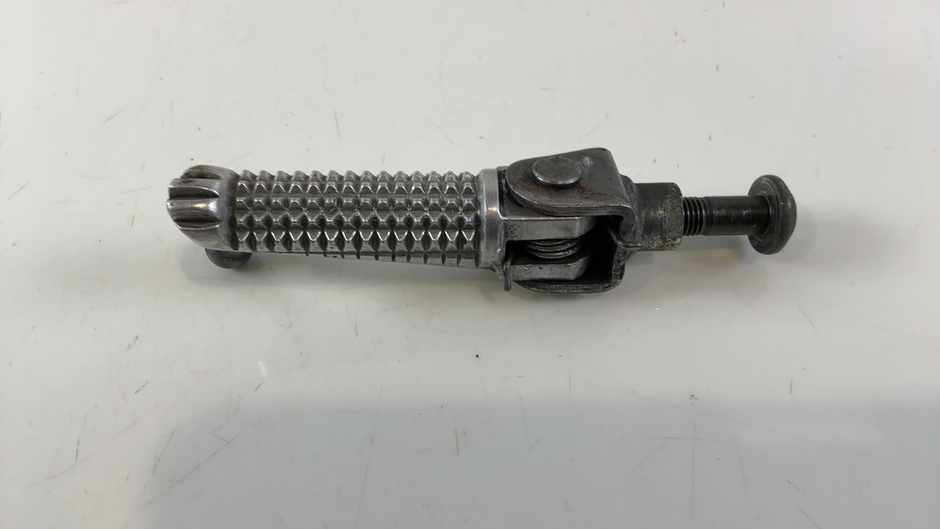 Yamaha YZF R6 5EB 600 CC Front Left Foot Rest Peg Step 1999 2002 OEM 4XV2741000