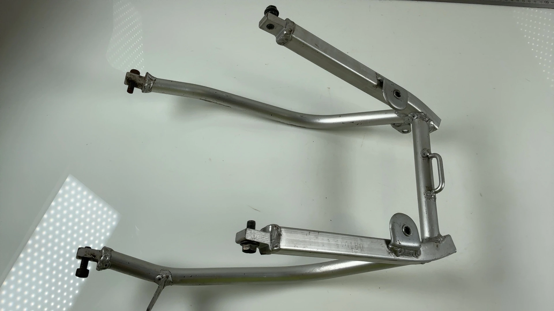 Suzuki GSXR 600 750 SRAD 600cc Rear Subframe 1996-2000 OEM 43980-33E20 - Image 2