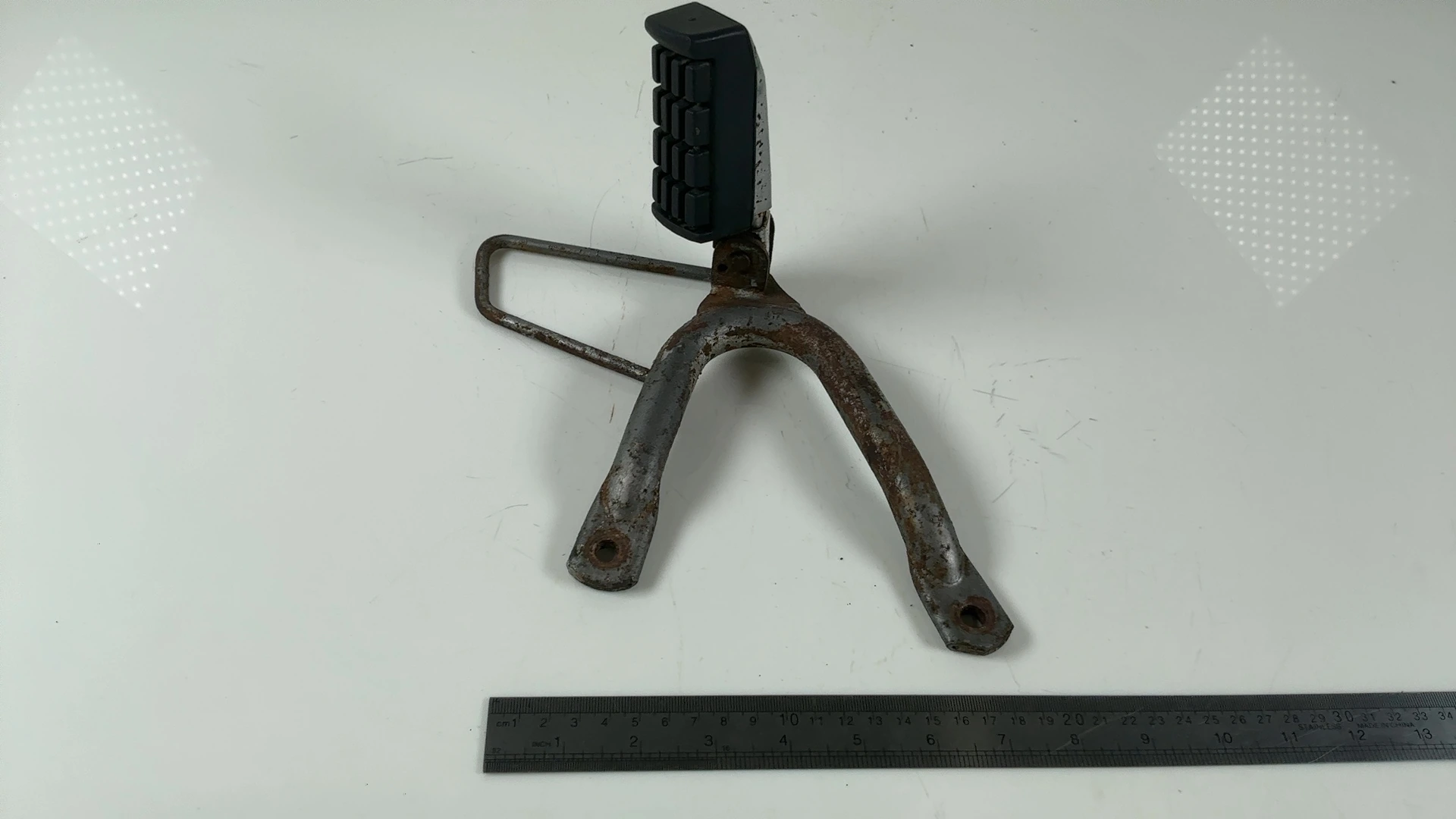 Yamaha XTZ660 Ténéré 3YF 660cc Rear Left Footrest Bracket 1995-1996 3YF-27430-00 - Image 5