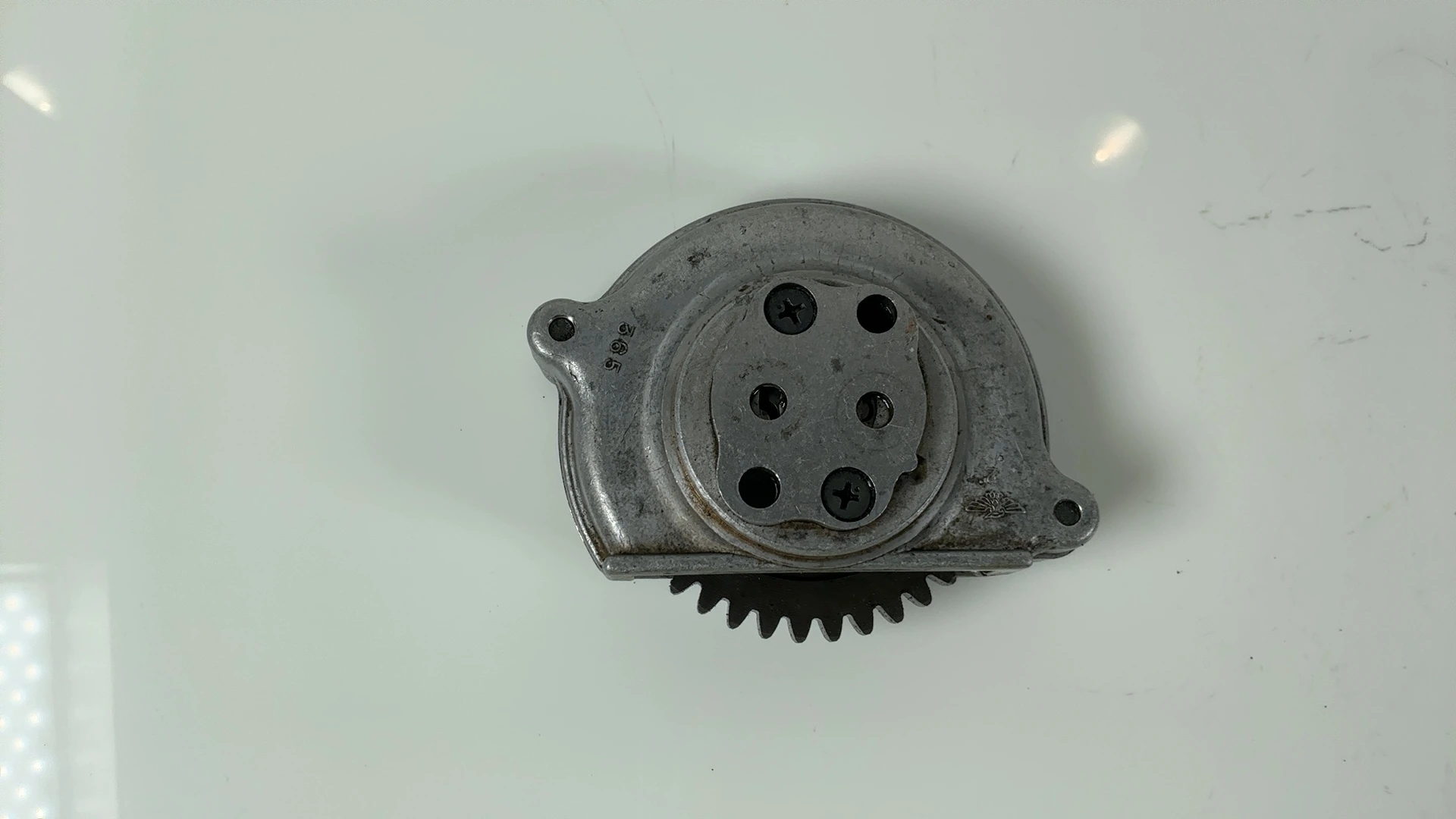 Honda CB125S 125cc Oil Pump 1976-1979 OEM 15100-383-000 - Image 2