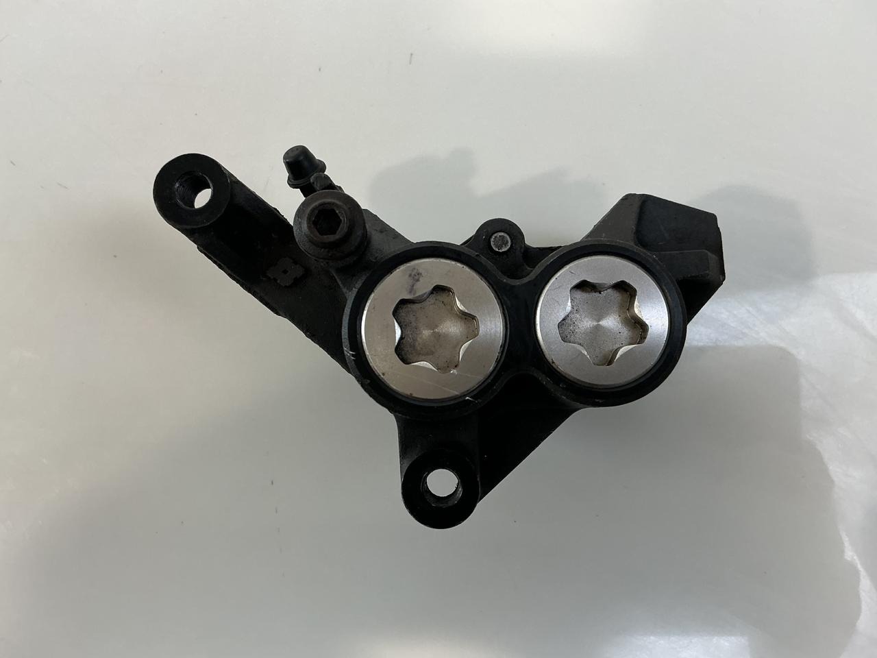 Yamaha FZ6 FZ600 600CC Front Left Brake Caliper 2007-2009 OEM 4S8-2580T-00-00