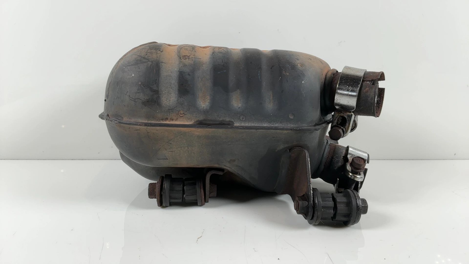 Kawasaki Vulcan VN1500 1500cc Exhaust Muffler Chamber 2000-2008 OEM 18004-1095 - Image 8