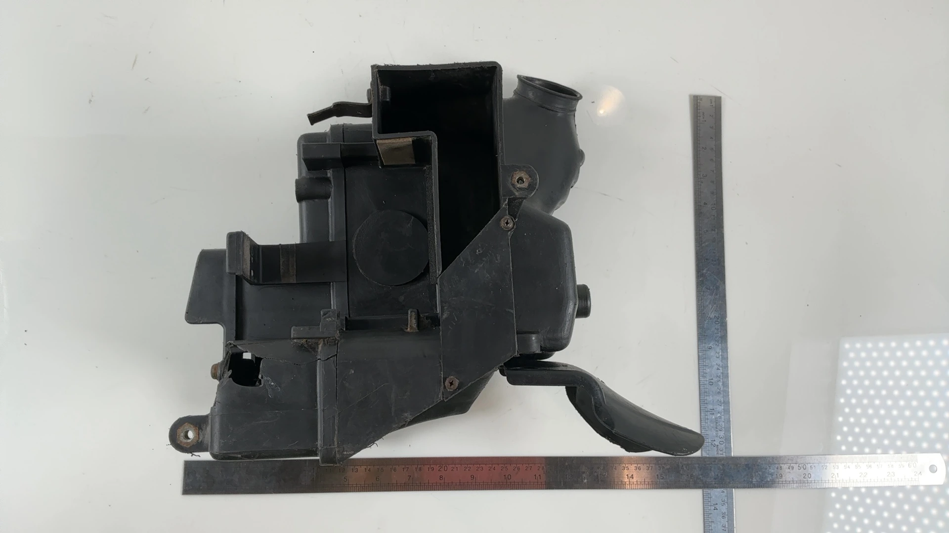 Kawasaki KDX125 KDX125SR 125cc Air Filter Box 1990-2000 OEM 11038-1081 - Image 3