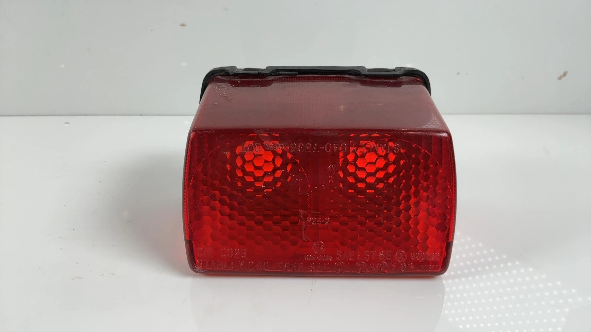 Yamaha FZR600 1UJ 600 Brake Tail Light 1989-1999 OEM 52X-84710-60-00