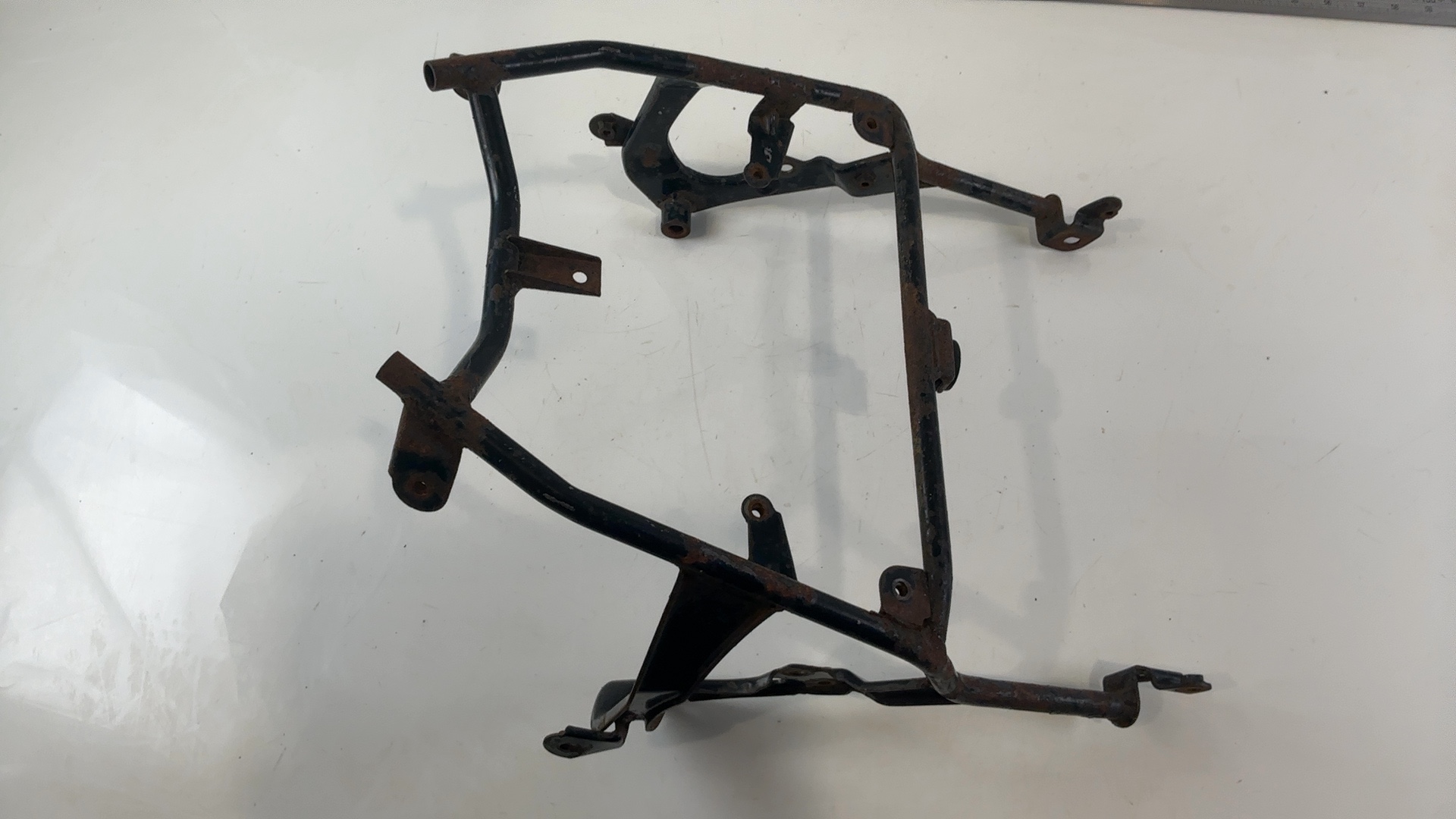Kawasaki Ninja GPZ900R ZX900A 900CC Fairing Lower Bracket 1984-1986 11043-1452 - Image 2