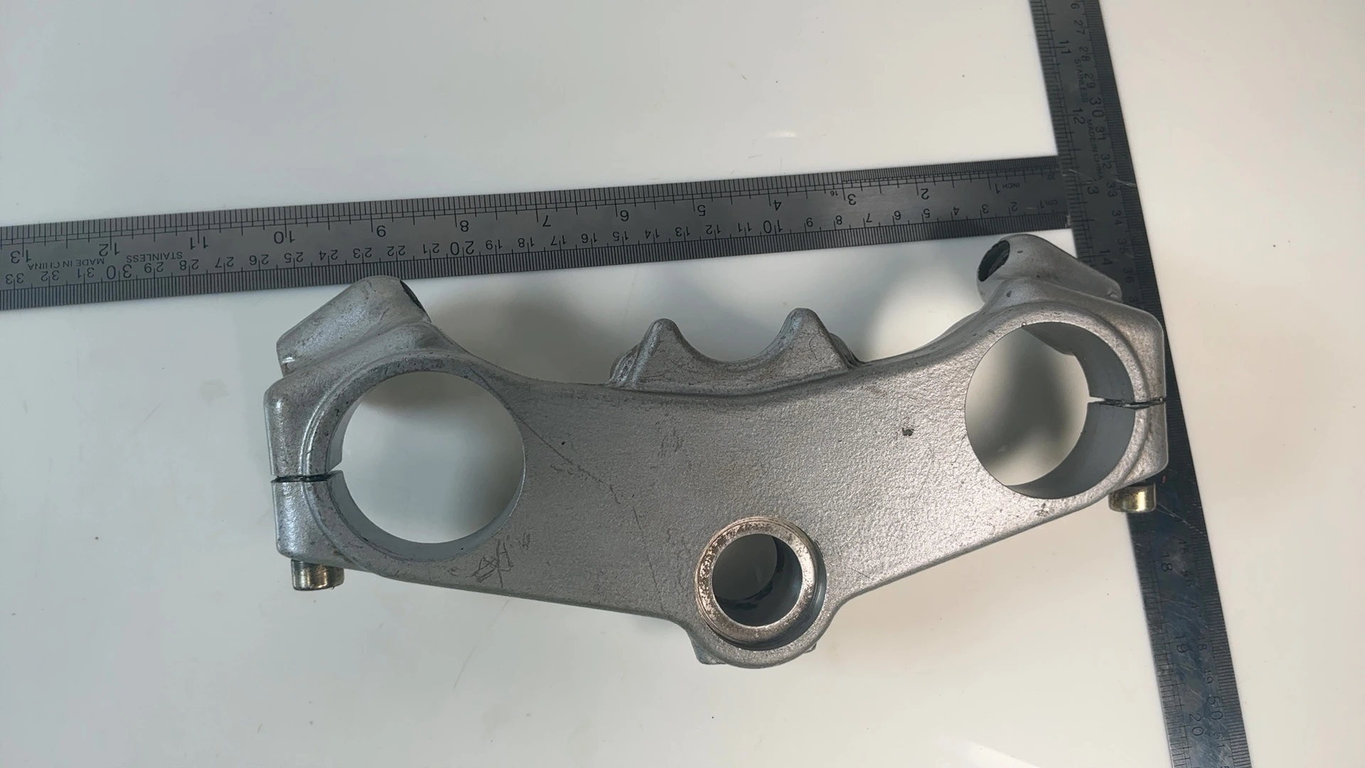 Peugeot XR6 Sport 50cc Upper Triple Tree Top Fork Clamp Yoke 2002-04 OEM 753906 - Image 4