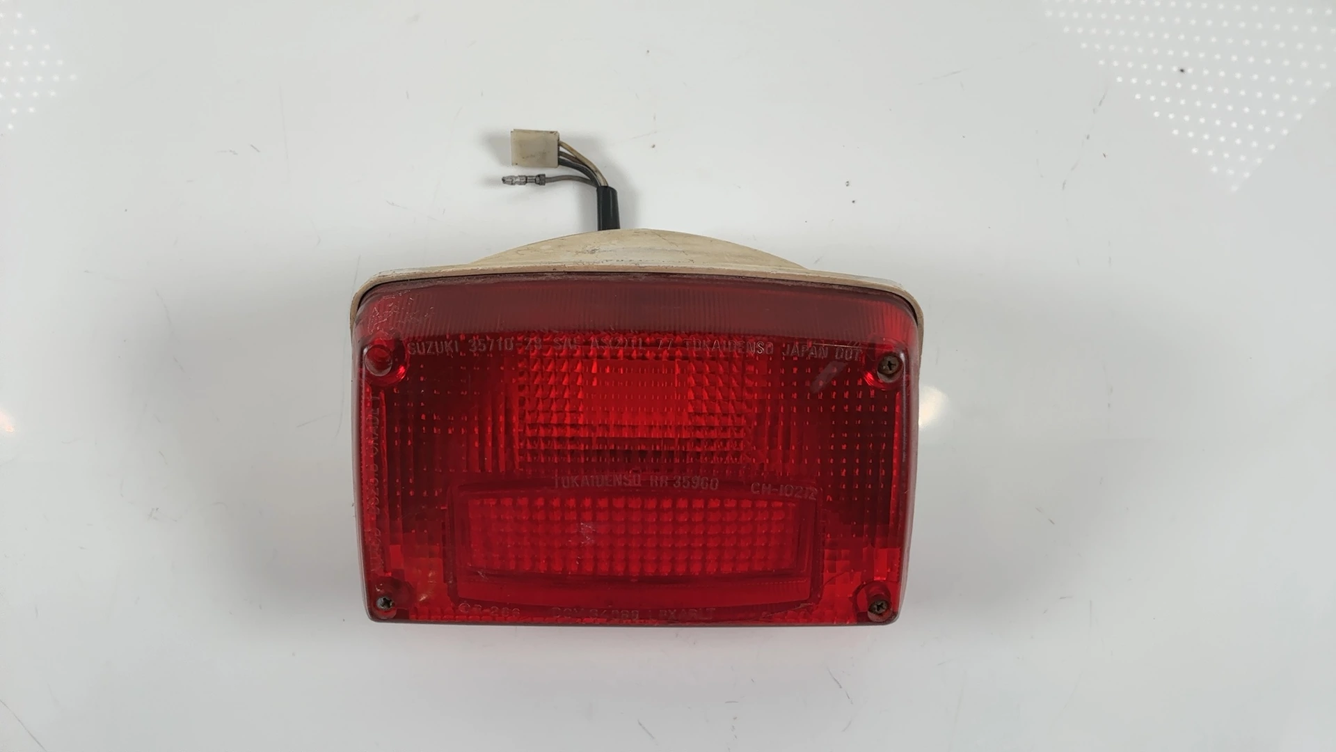 Suzuki GS850 GS850G 850cc Rear Brake Tail Light 1980 1981 OEM 35710-49030 - Image 2