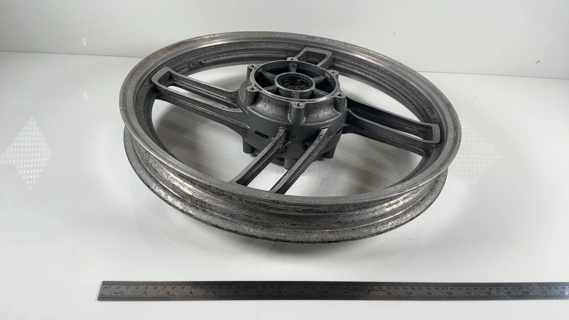 Yamaha Seca Turbo XJ650 650cc Front Wheel Rim 1982 1983 OEM 16G-25168-20 - Image 5