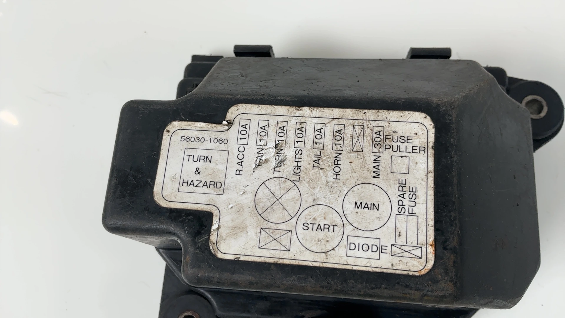 Kawasaki KZ1000 J3 1000 Fuse Junction Relay Box 1983 OEM 59416-1056 - Image 4