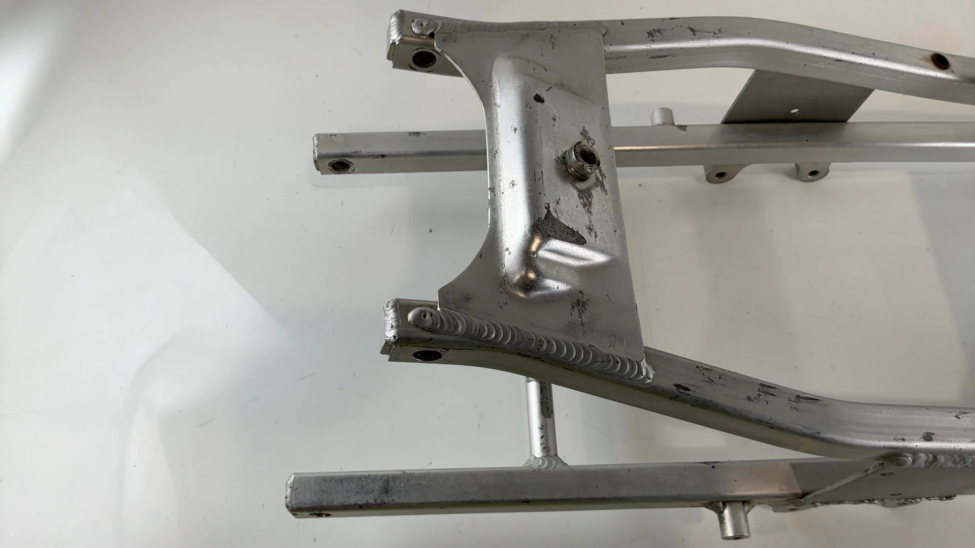Honda CBR900RR SC28 900 CC Rear Subframe 1993-1995 OEM 50200-MW0-000 - Image 6