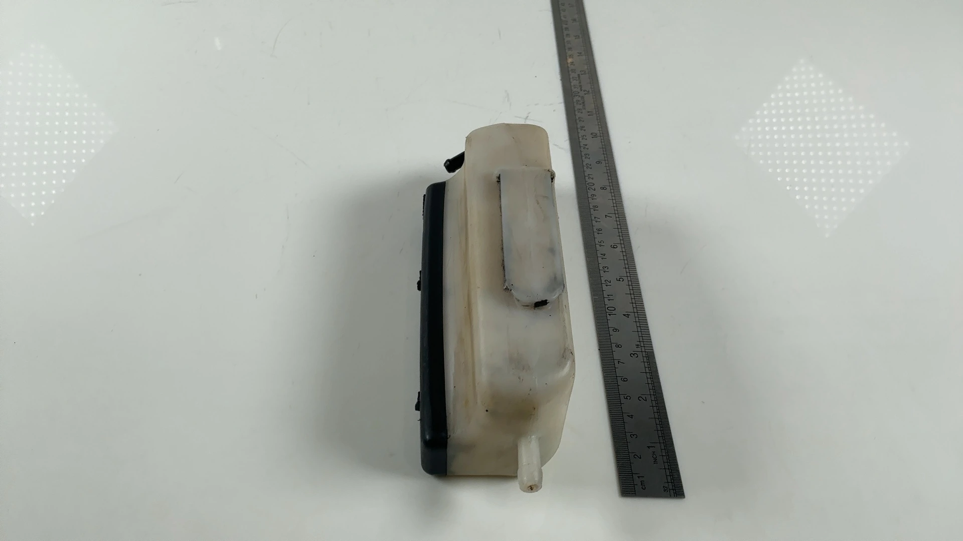 Yamaha RD125LC 10W 125cc Coolant Overflow Reservoir Tank 1985-1987 10W-21871-00 - Image 3