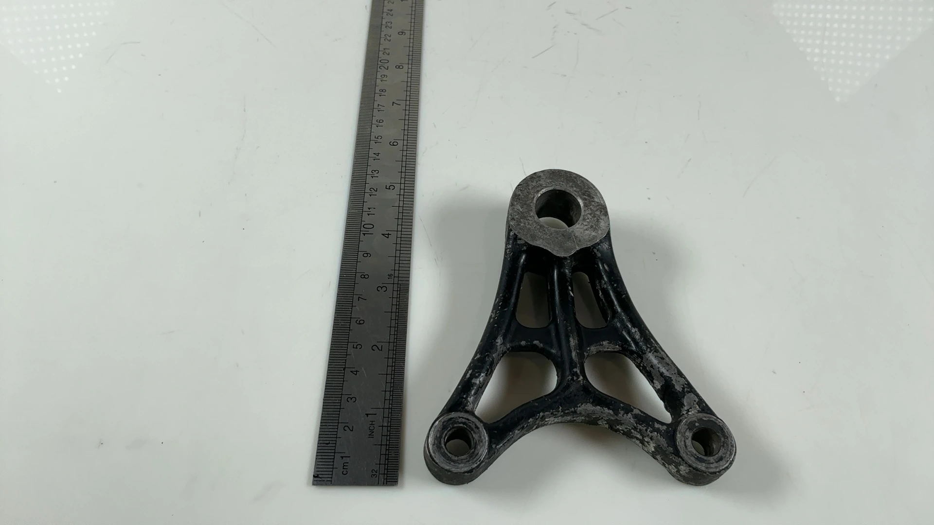 Suzuki Katana GSX600F 600CC Rear Brake Caliper Bracket 1988-1997 OEM 69721-43400 - Image 4