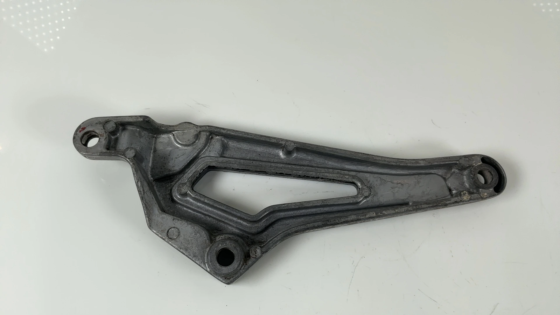 Yamaha RD125LC 10W 125 Rear Left Footrest Bracket 1982-1984 OEM 10W-27442-01 - Image 5