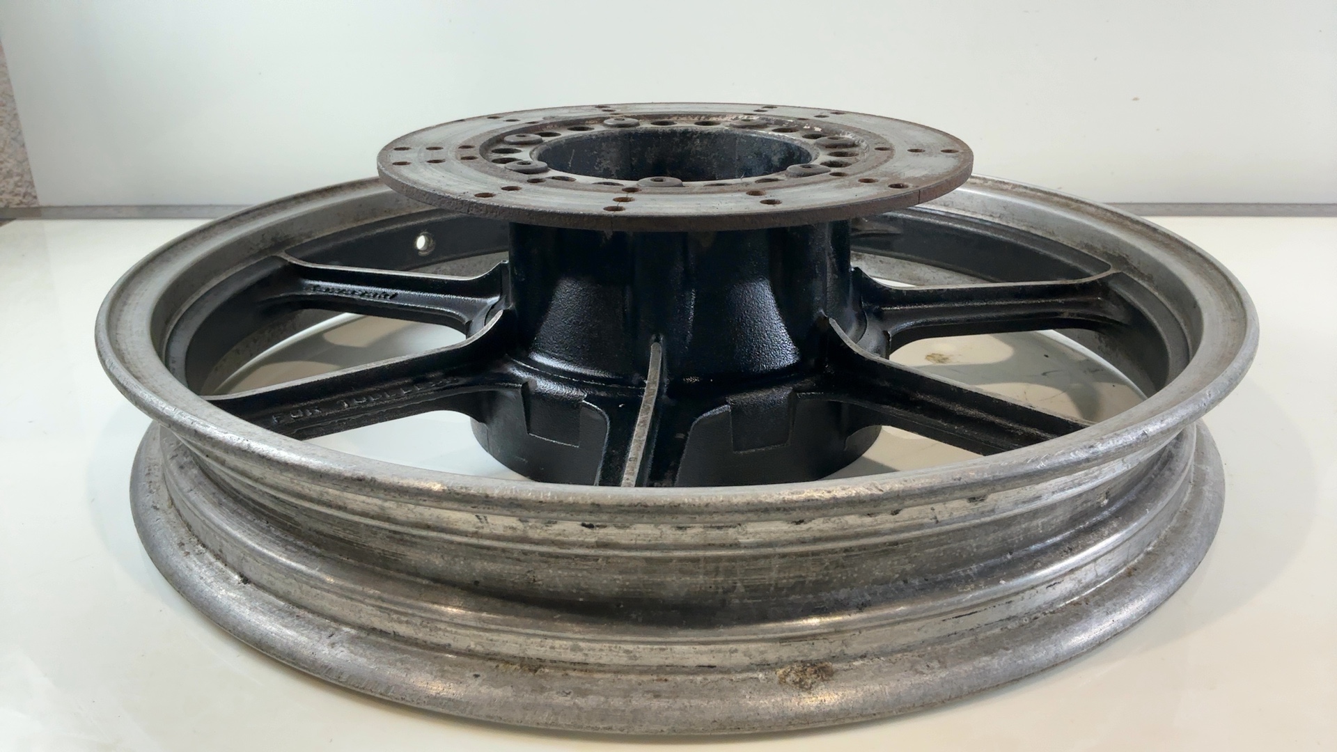 Kawasaki GT750 GT 750 Z750P 750cc Rear Wheel Rim 1982-1994 OEM 41073-1135-2 - Image 16