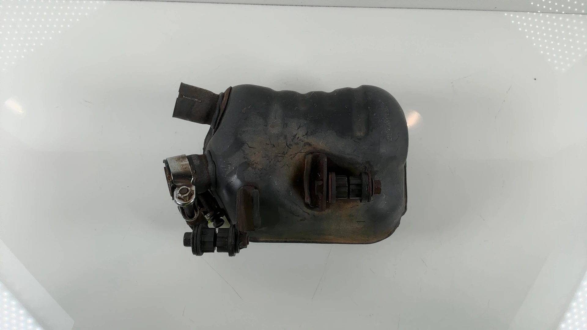 Kawasaki Vulcan VN1500 1500cc Exhaust Muffler Chamber 2000-2008 OEM 18004-1095 - Image 1