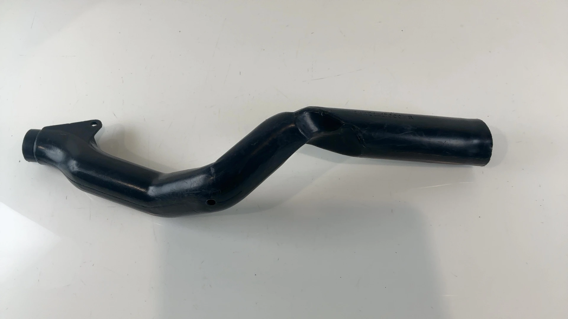Suzuki GSX-R 750 GSXR750 750cc Right Air Intake Duct Tube 1988-1990 94451-17C00 - Image 2