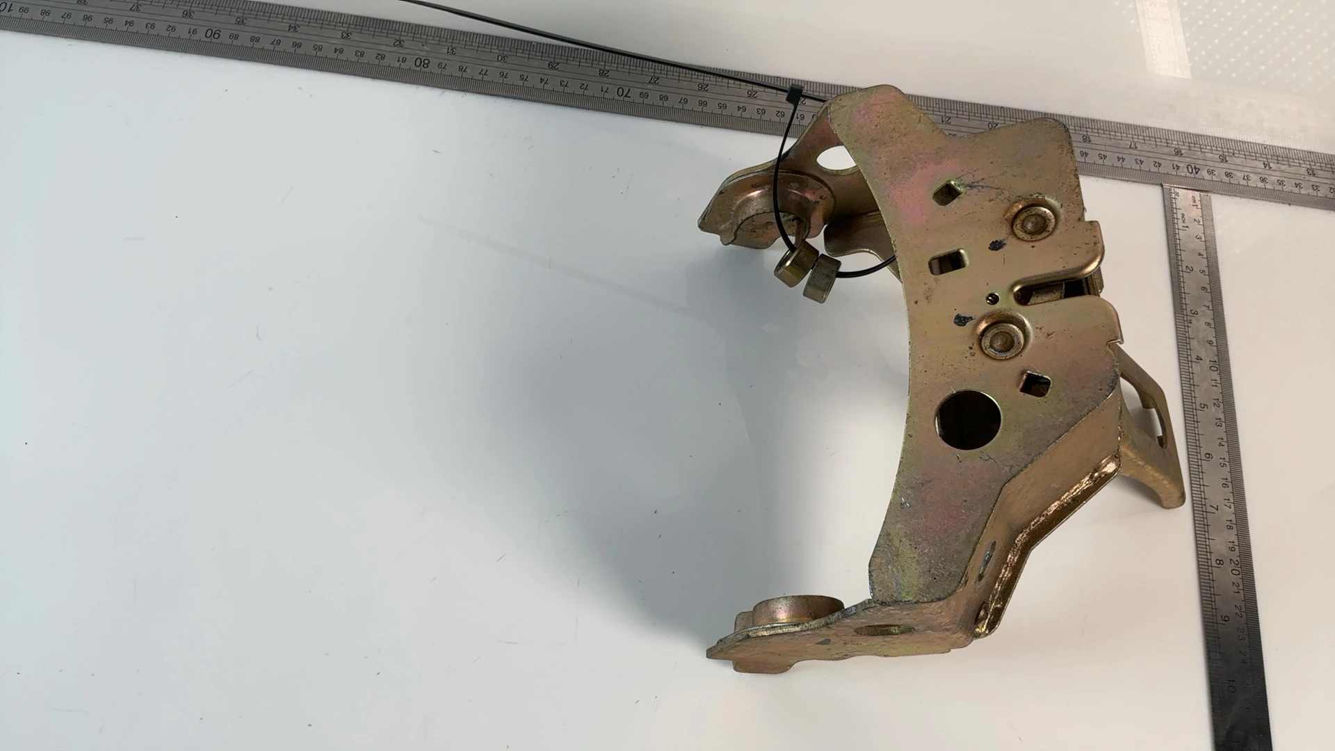 Honda Lead SCV100 100cc Seat Latch Lock Bracket 2003-2007 OEM 77235-KPL-900 - Image 4