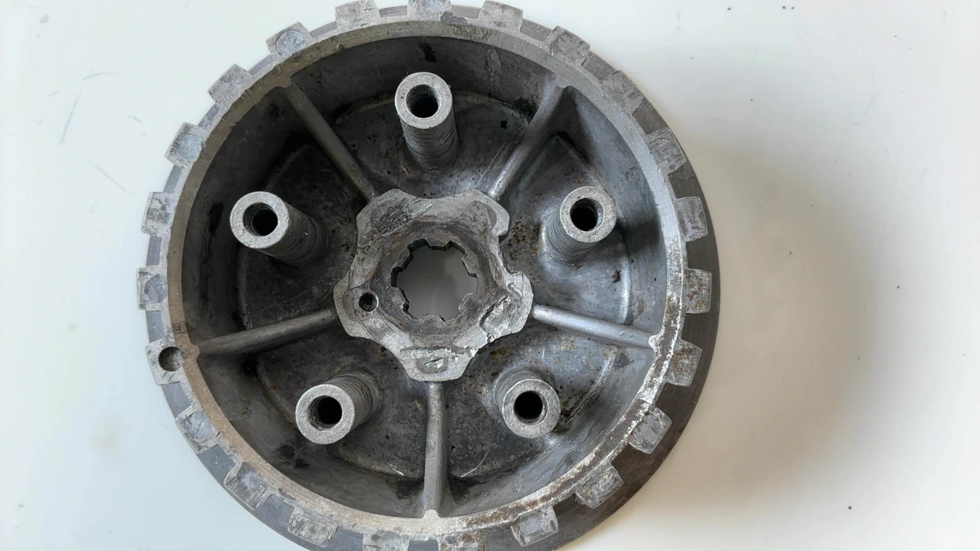 Yamaha YZ80 YZ 80 80cc Clutch Boss Inner Hub 1993-2001 OEM 37F-16371-01-00 - Image 6