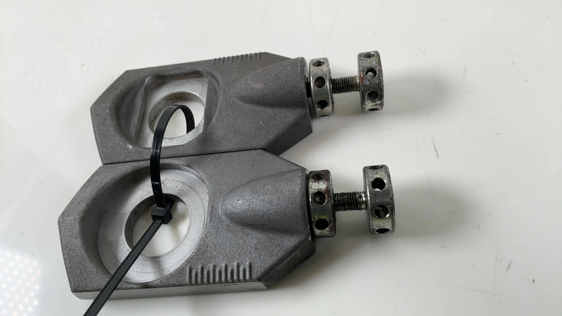 Ducati 749 999 749cc 999cc Swingarm Chain Adjuster Block 2003 2004 OEM 37310353A - Image 6