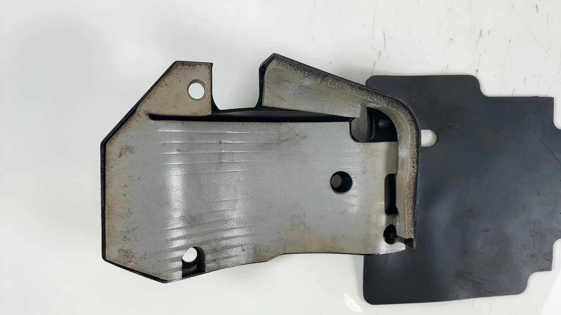 Yamaha TDM850 3VD 850 CC Engine Cover Splash Mudguard 1991-2001 OEM 3VD-21162-00 - Image 6