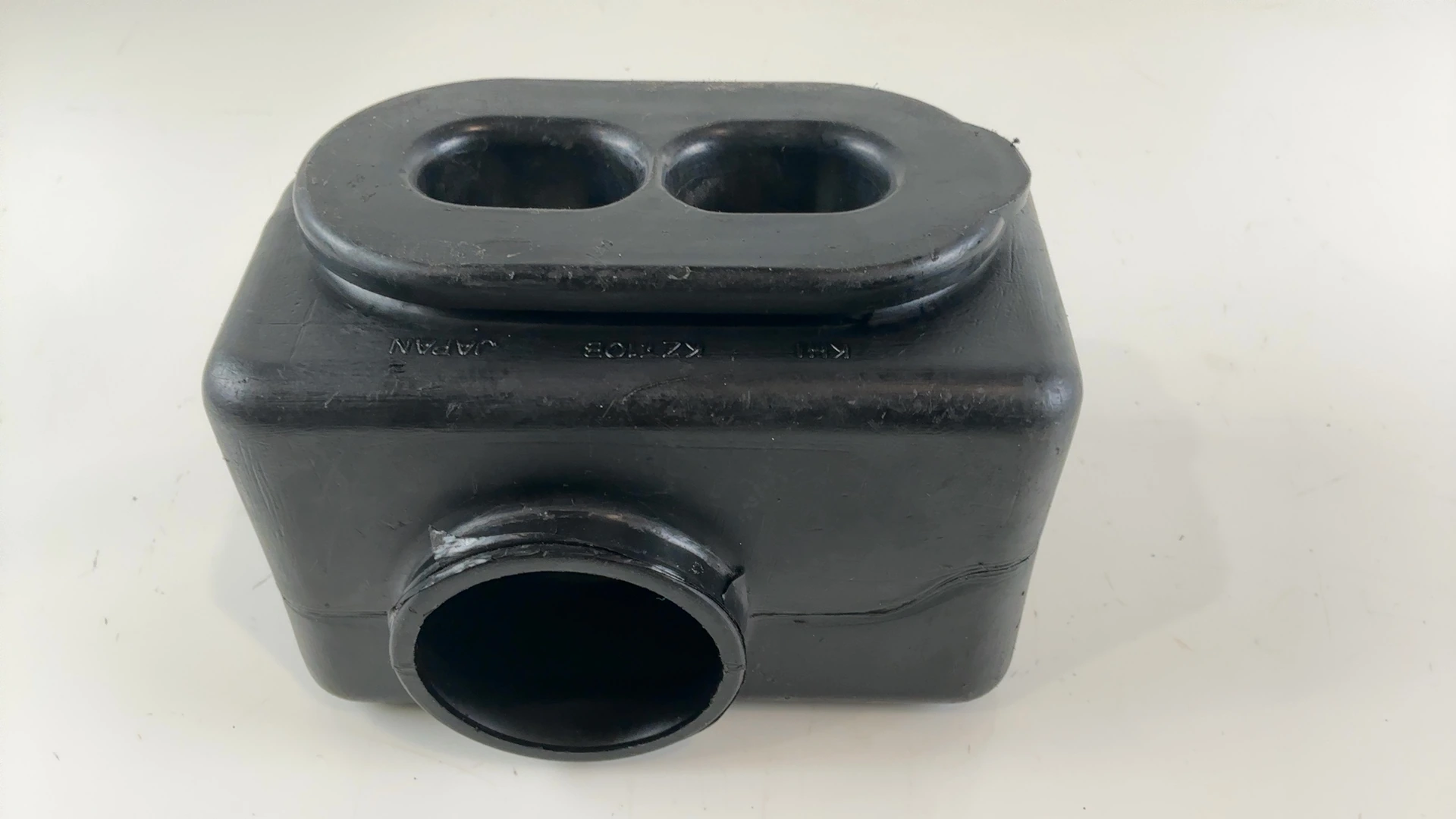 Kawasaki GPz1100 KZT10B 1100 Air Box Silencer Snorkel 1981 1982 OEM 11012-1144