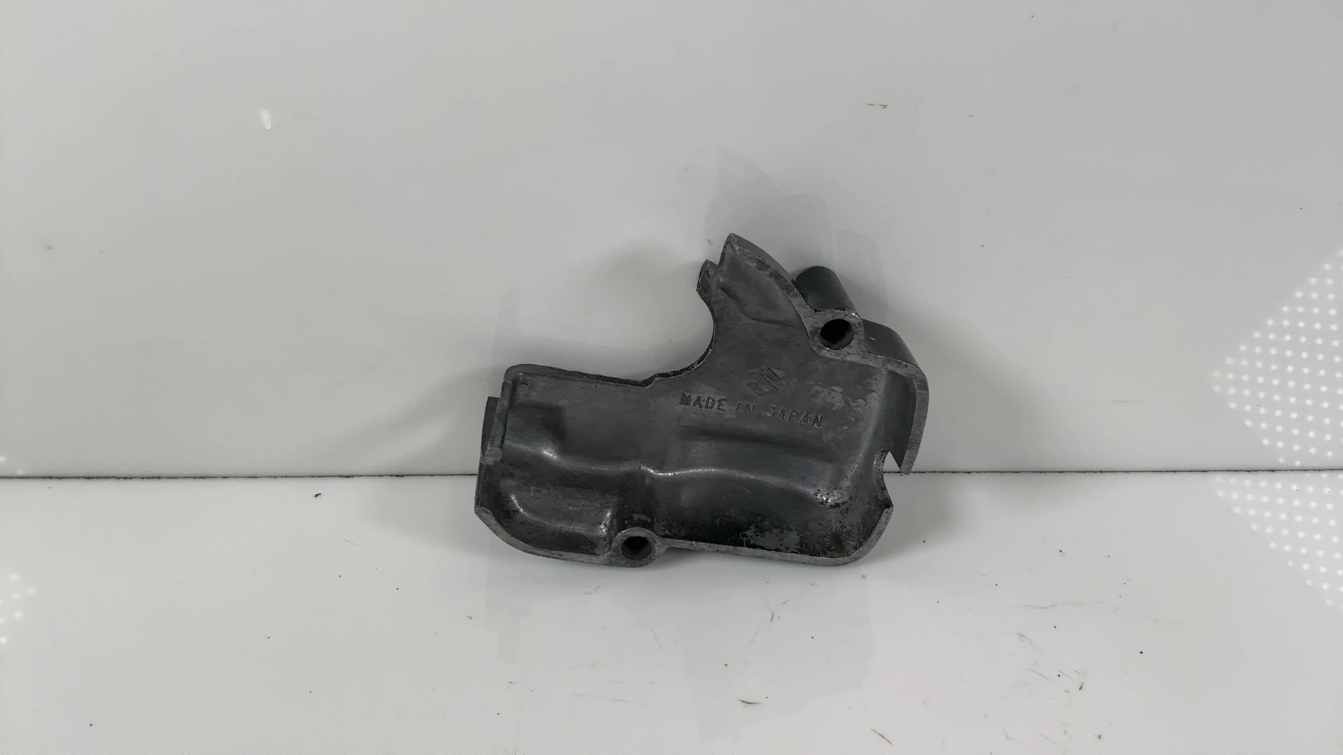 Suzuki Titan T500 500 CC Oil Pump Cover 1968-1977 OEM 11441-15000 - Image 2