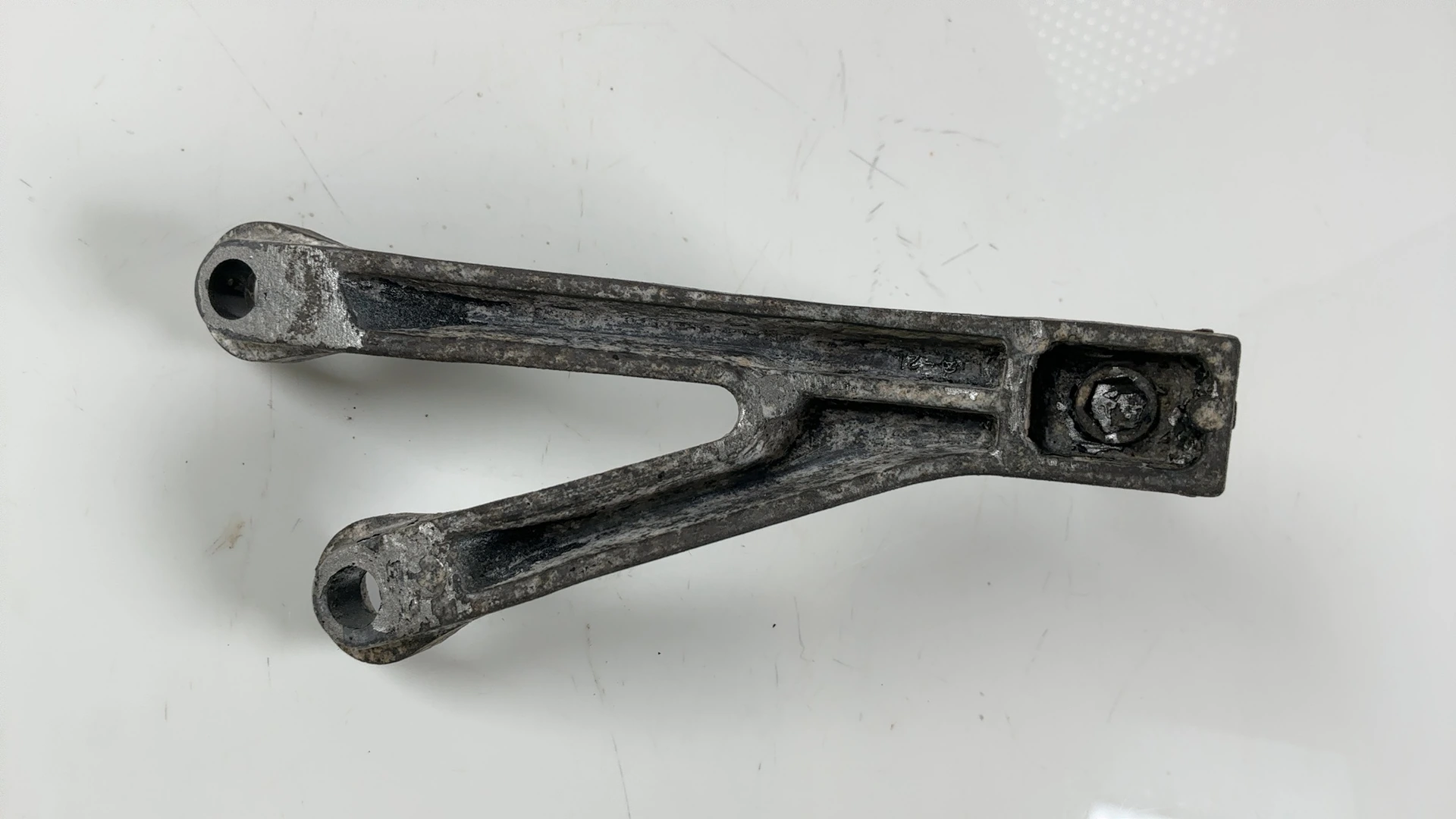 Kawasaki Ninja ZX-9R ZX900 Left Rear Footpeg Bracket 2000-2001 OEM 35011-1879-TX - Image 7