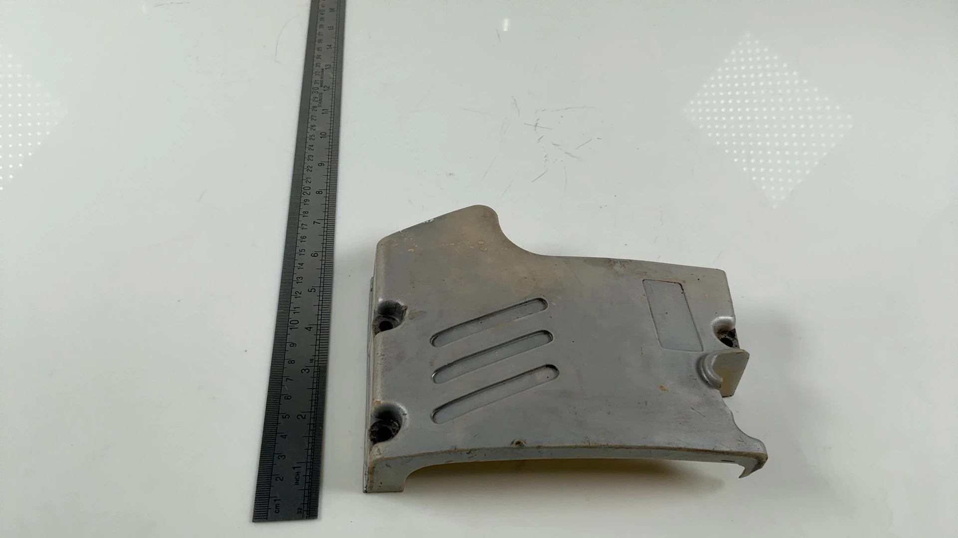 Suzuki GP100 GP125 100cc 125cc Sprocket Cover 1978-1990 OEM 11361-39102 - Image 4
