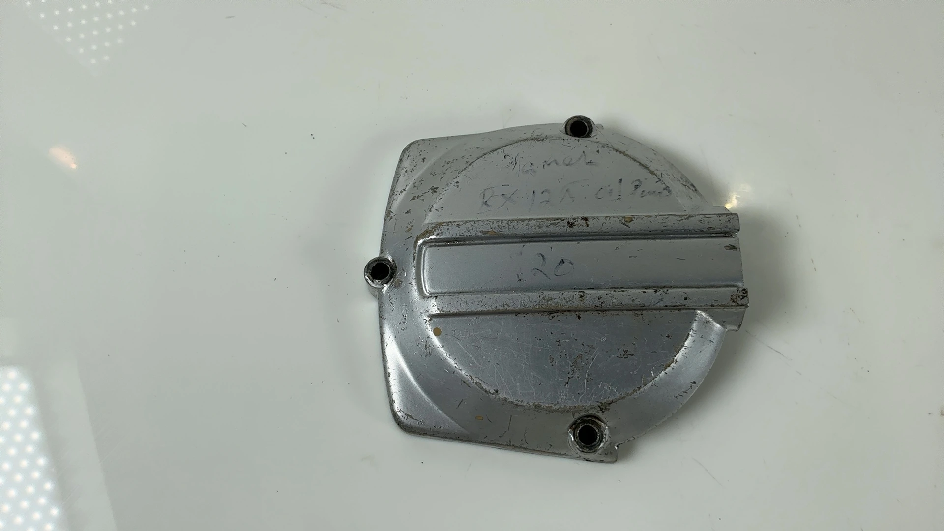 Yamaha RX125 RX100 125cc Oil Pump Cover 1981-1988 OEM 1V1-15416-00 - Image 1