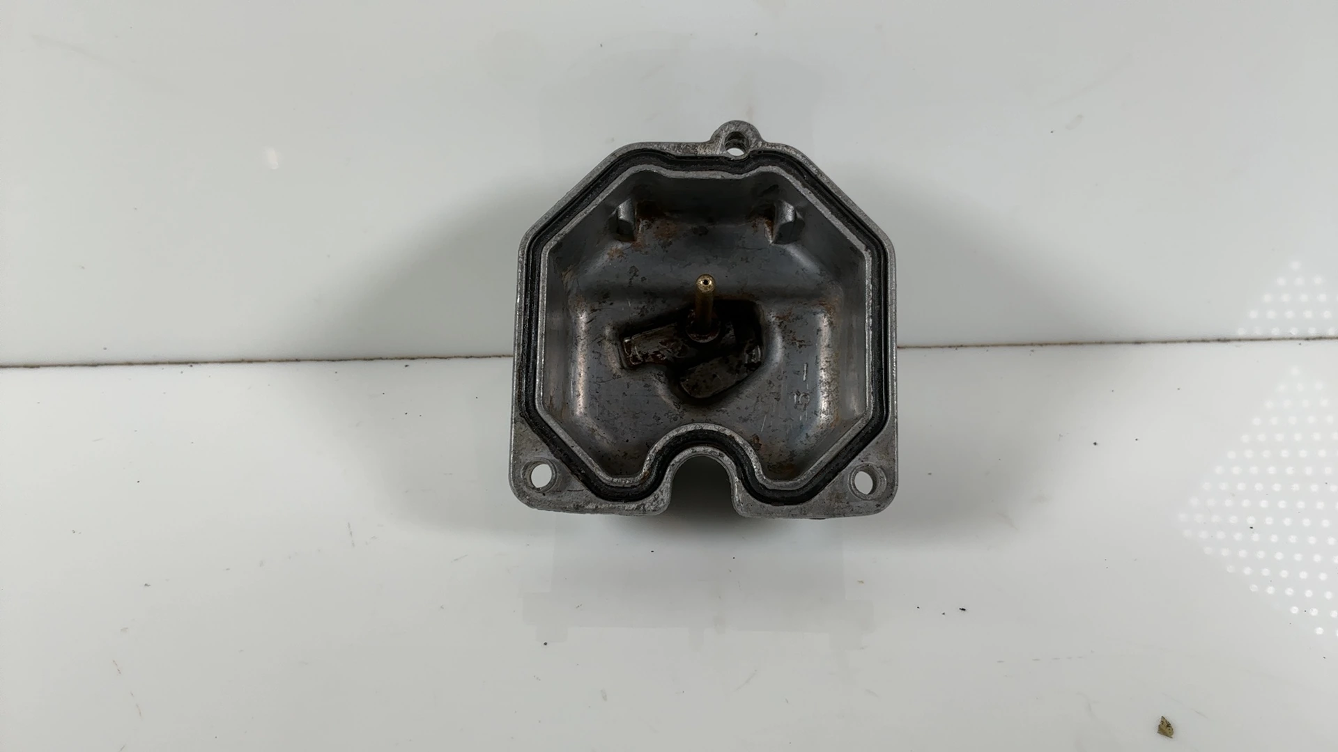 Honda CB125 CB125S 125cc Carburetor Float Bowl 1978-1982 OEM 16045-399-014 - Image 2