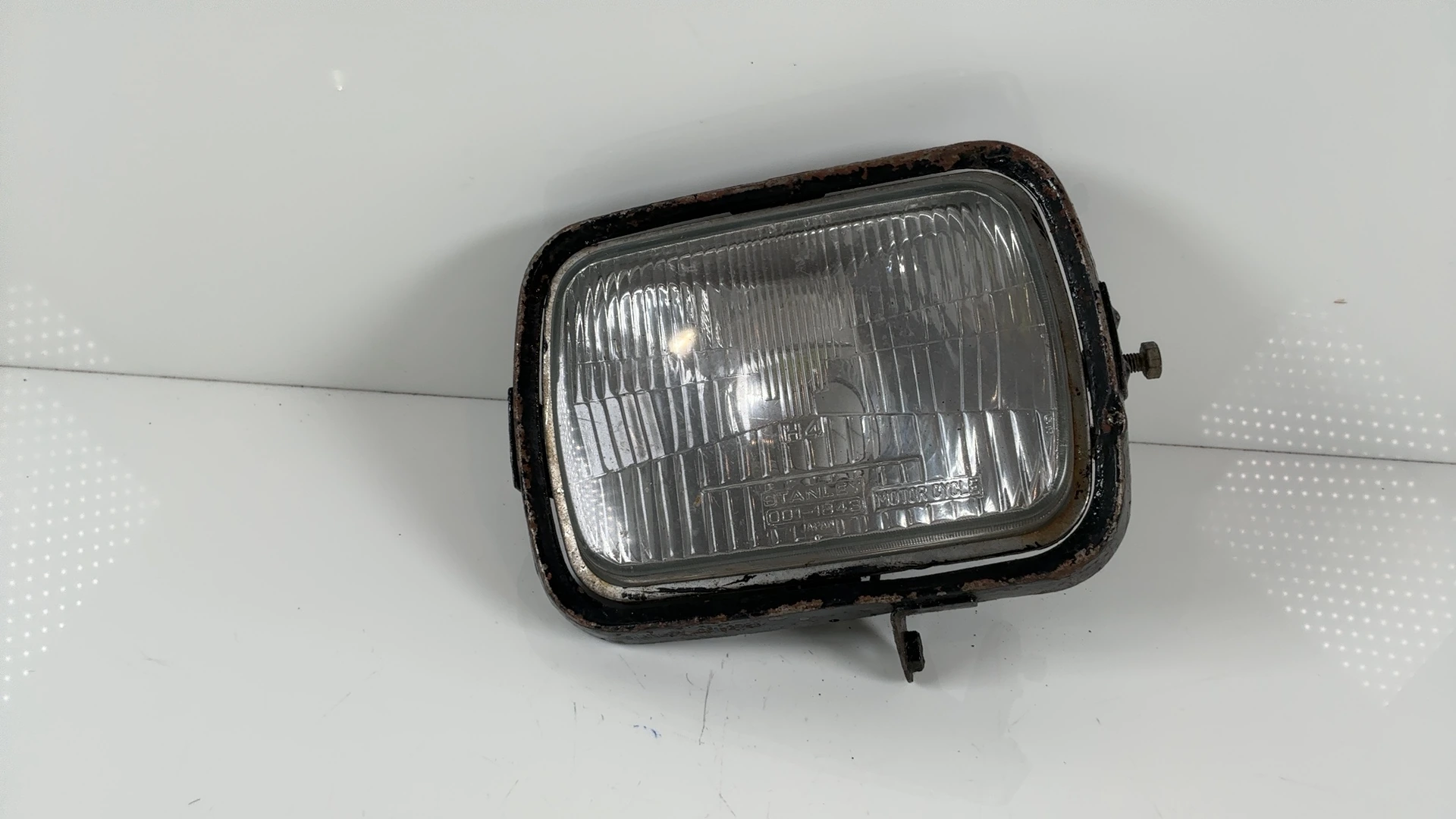 Kawasaki Ninja ZX900A 900 Front Headlight 1984-1988 OEM 23004-1164