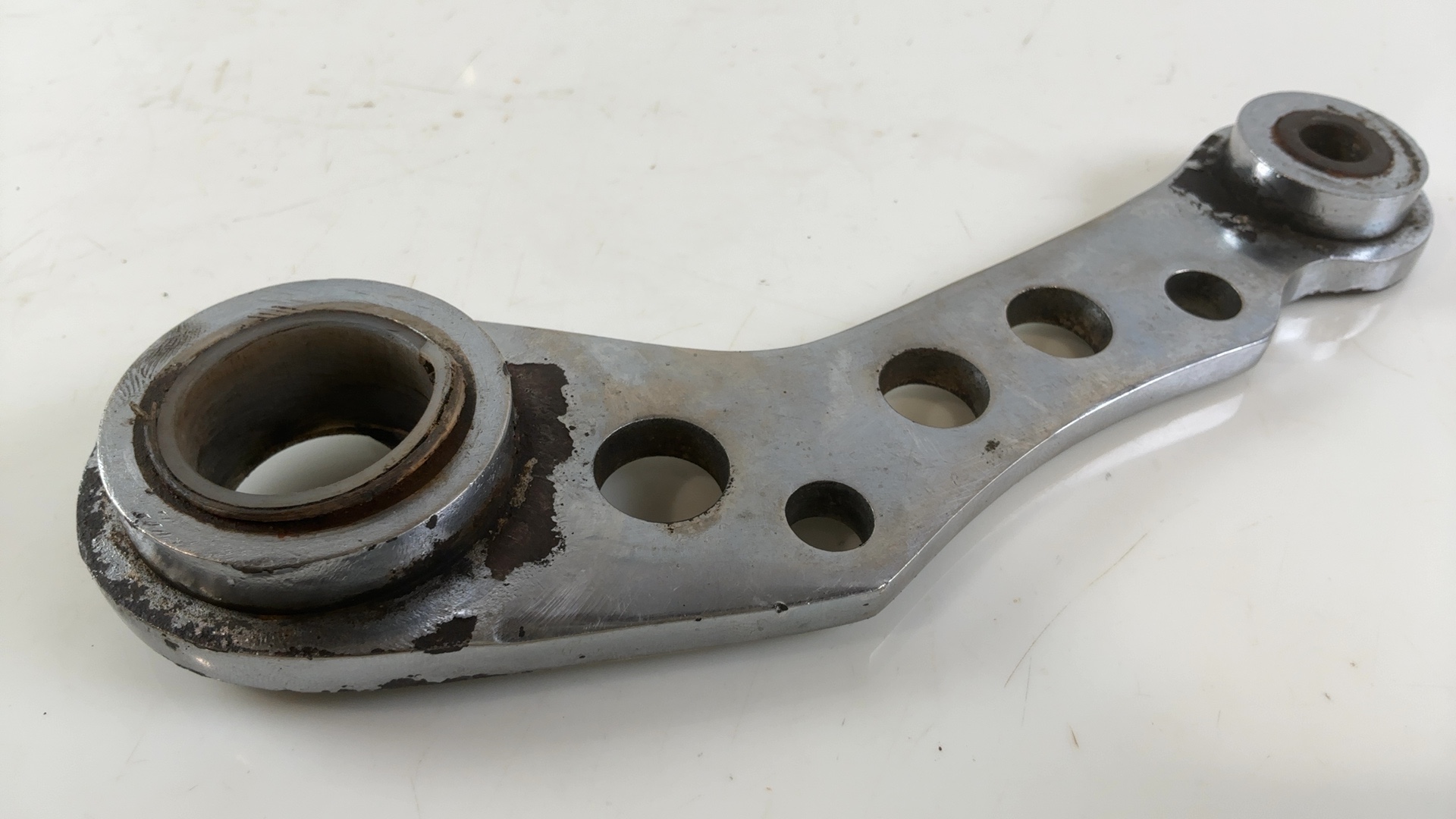 Kawasaki GPz 750 ZX750A Rear Brake Caliper Holder Bracket 1983-85 OEM 43044-1037 - Image 6