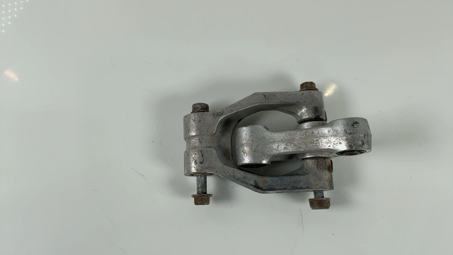 Honda NSR125 JC22 125cc Rear Suspension Linkage 1994-2001 OEM 52460-KBS-900 - Image 1