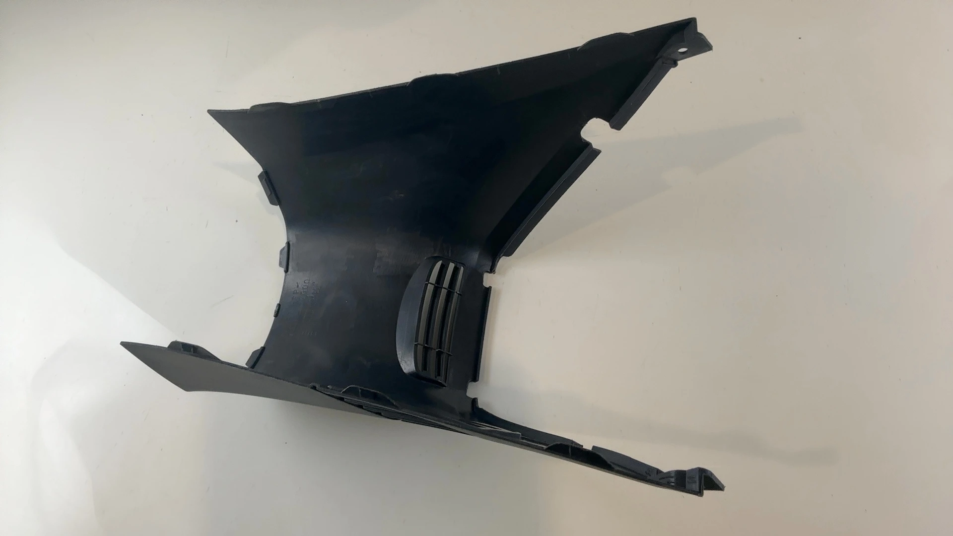 SUZUKI AN400 400 CC 1998 2002 FRONT FAIRING OEM 47351-14G00-Y0J - Image 2